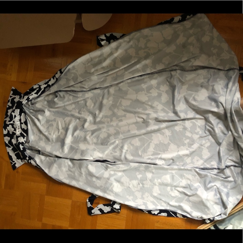 wrap dress - Picture 3 of 6